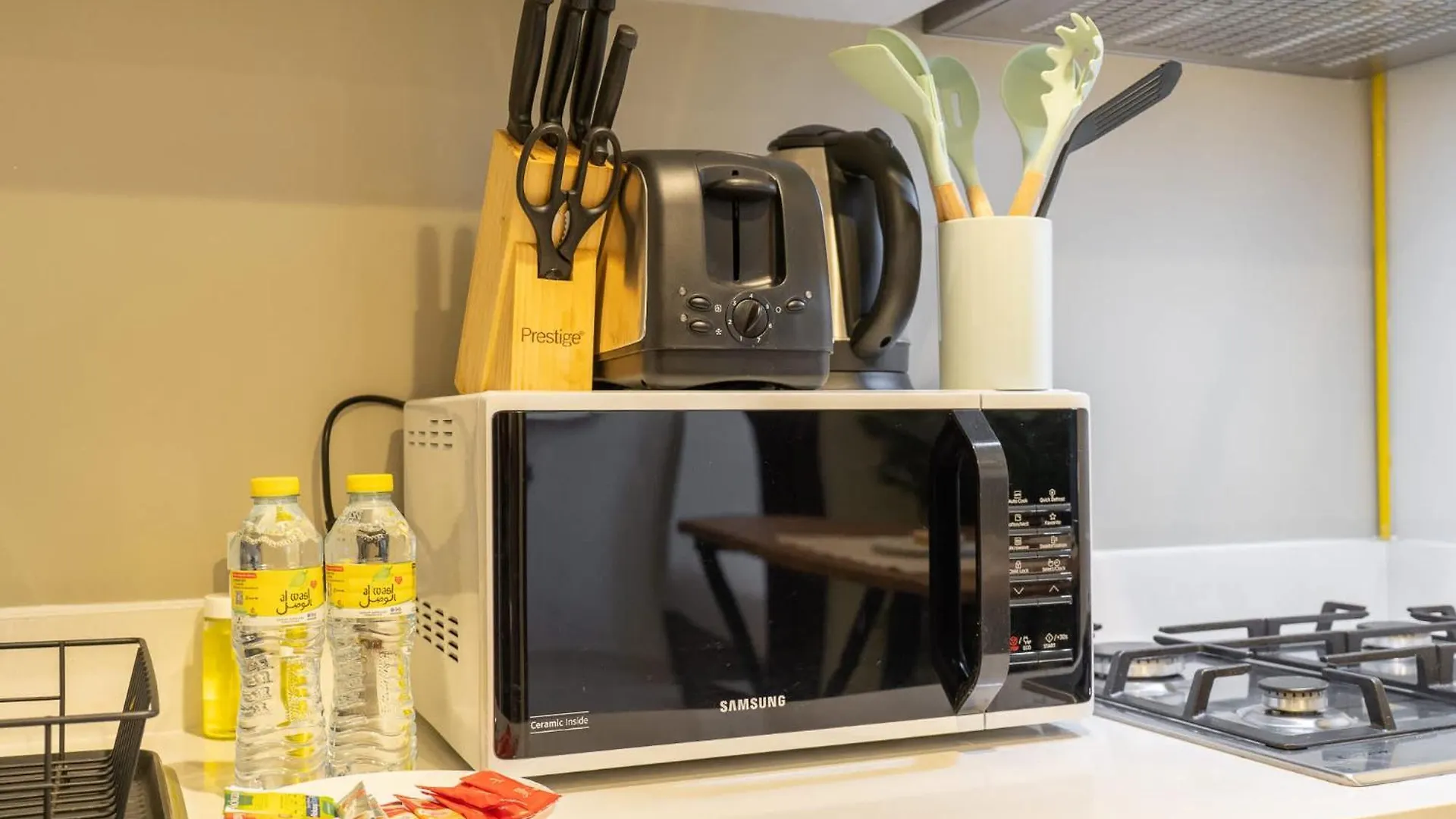 Sophisticated 1-Bedroom At Vera Tower In Business Bay Ντουμπάι Διαμέρισμα